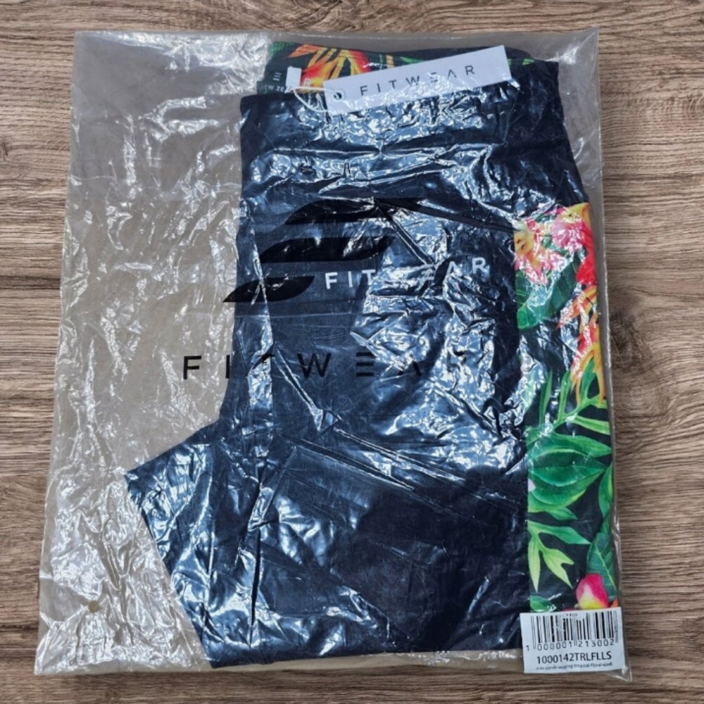 FITWEAR NEW ZEALAND TROPICAL FLORAL LEGGINGS - Picture 4 of 4